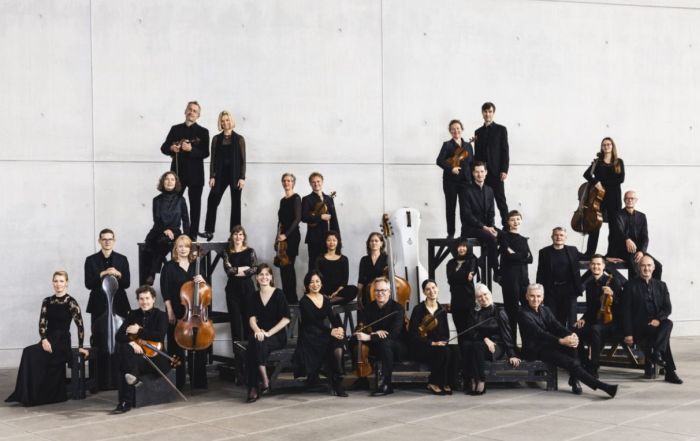 Münchener Kammerorchester & Timothy Ridout, Viola & Enrico Onofri, Dirigent