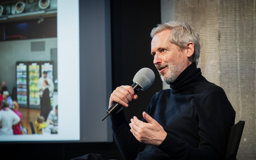 Monopol-Talk auf der art karlsruhe