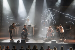 Klassik trifft Beat: SYMPHONIACS und die Kunst der musikalischen Grenzüberschreitung