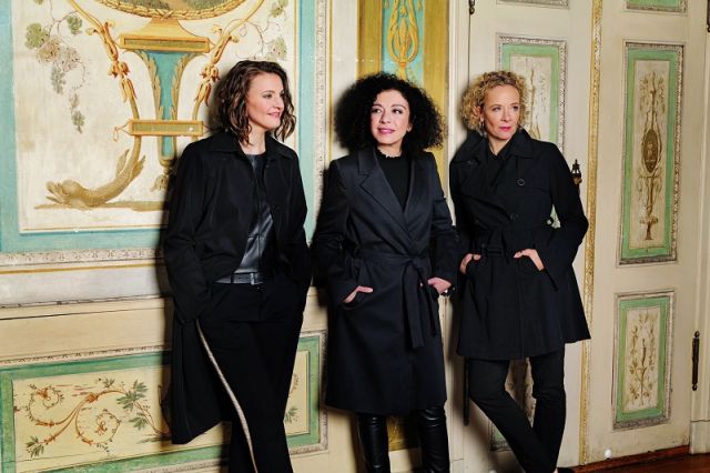 Franziska Hölscher & Katja Riemann & Marianna Shirinyan - "Karneval des Glücks"