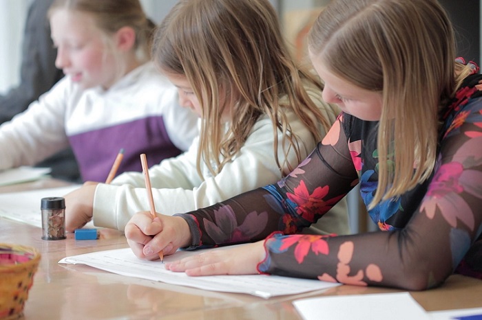 ZEITFRAGEN FÜR KIDS SAMMLUNG SELINKA AUS KINDERAUGEN