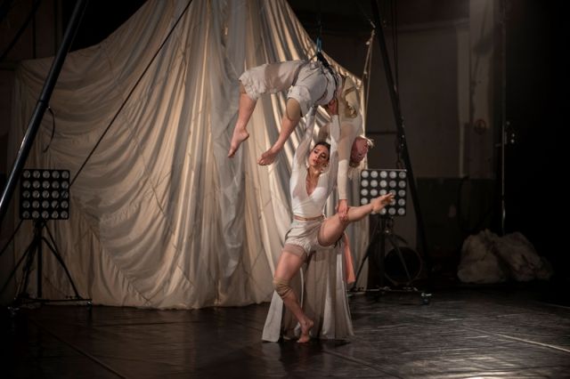 Samar - zwischen welt - Tanztheater zwischen Himmel und Erde
